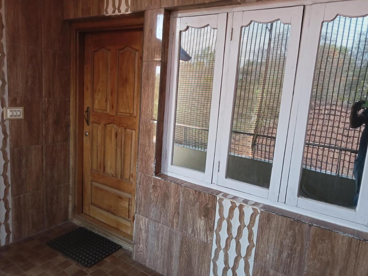 Krupa Homestay マディケーリ エクステリア 写真