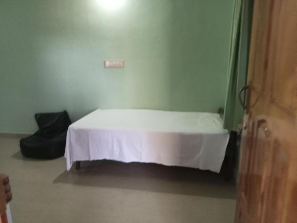 Krupa Homestay マディケーリ エクステリア 写真