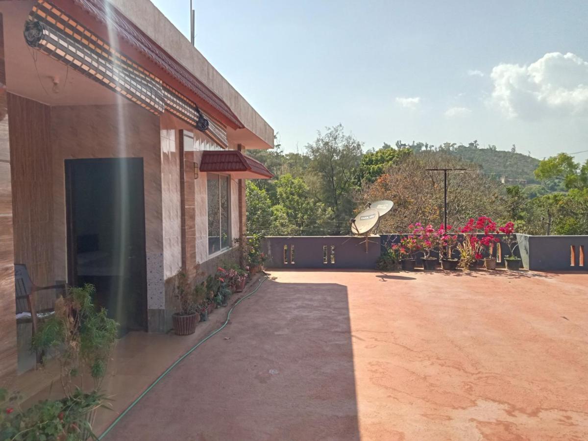 Krupa Homestay マディケーリ エクステリア 写真