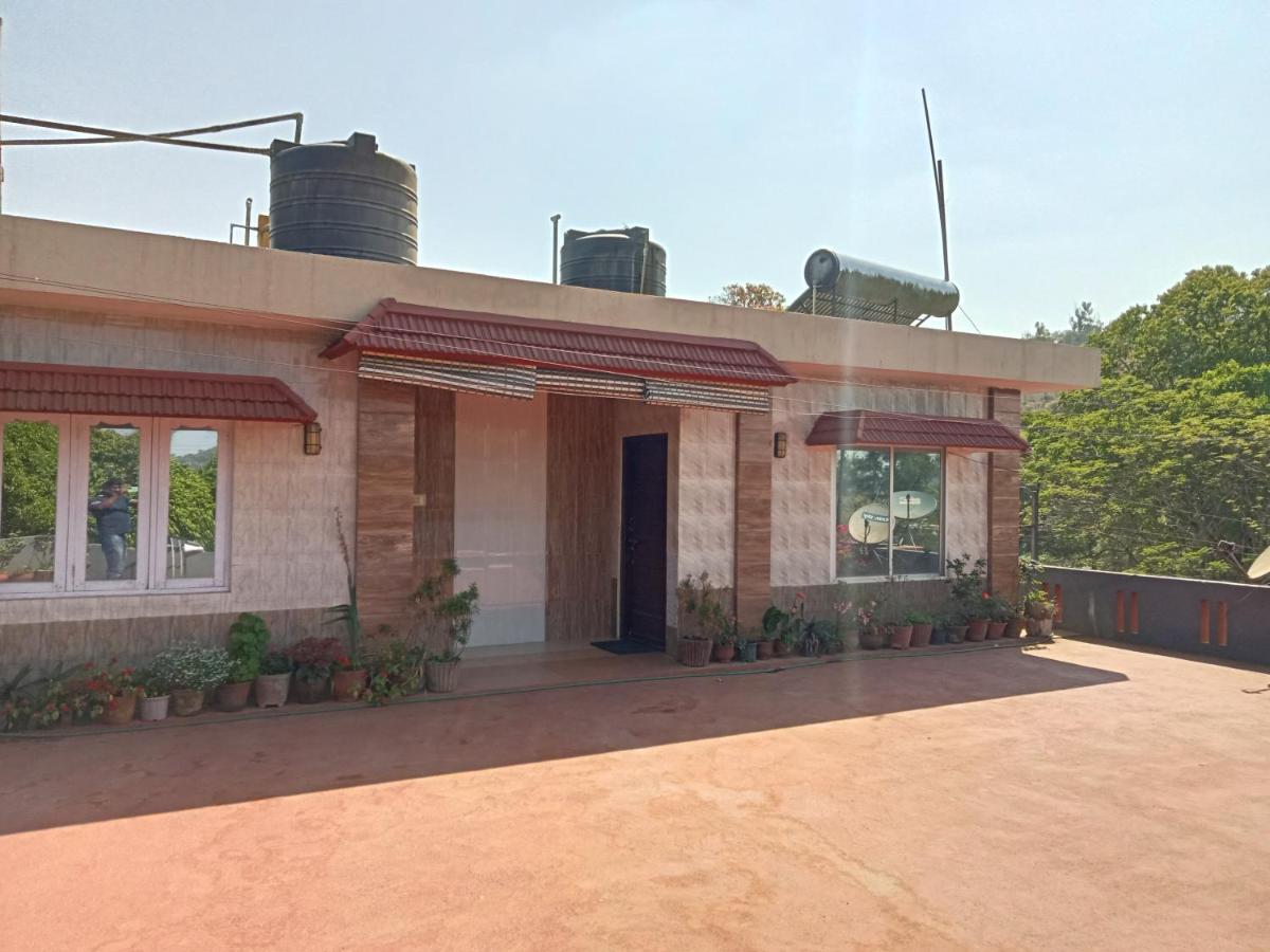 Krupa Homestay マディケーリ エクステリア 写真